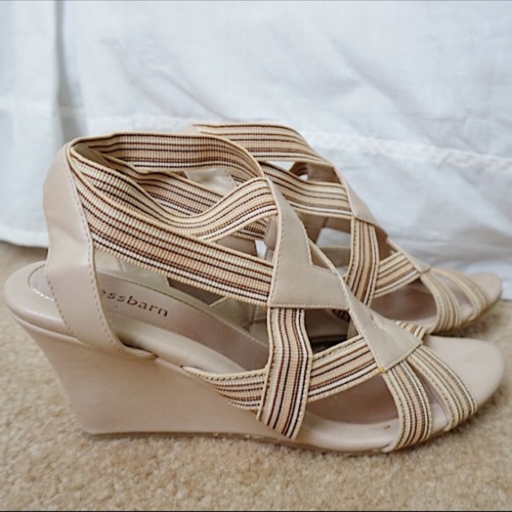 Dressbarn Wedges